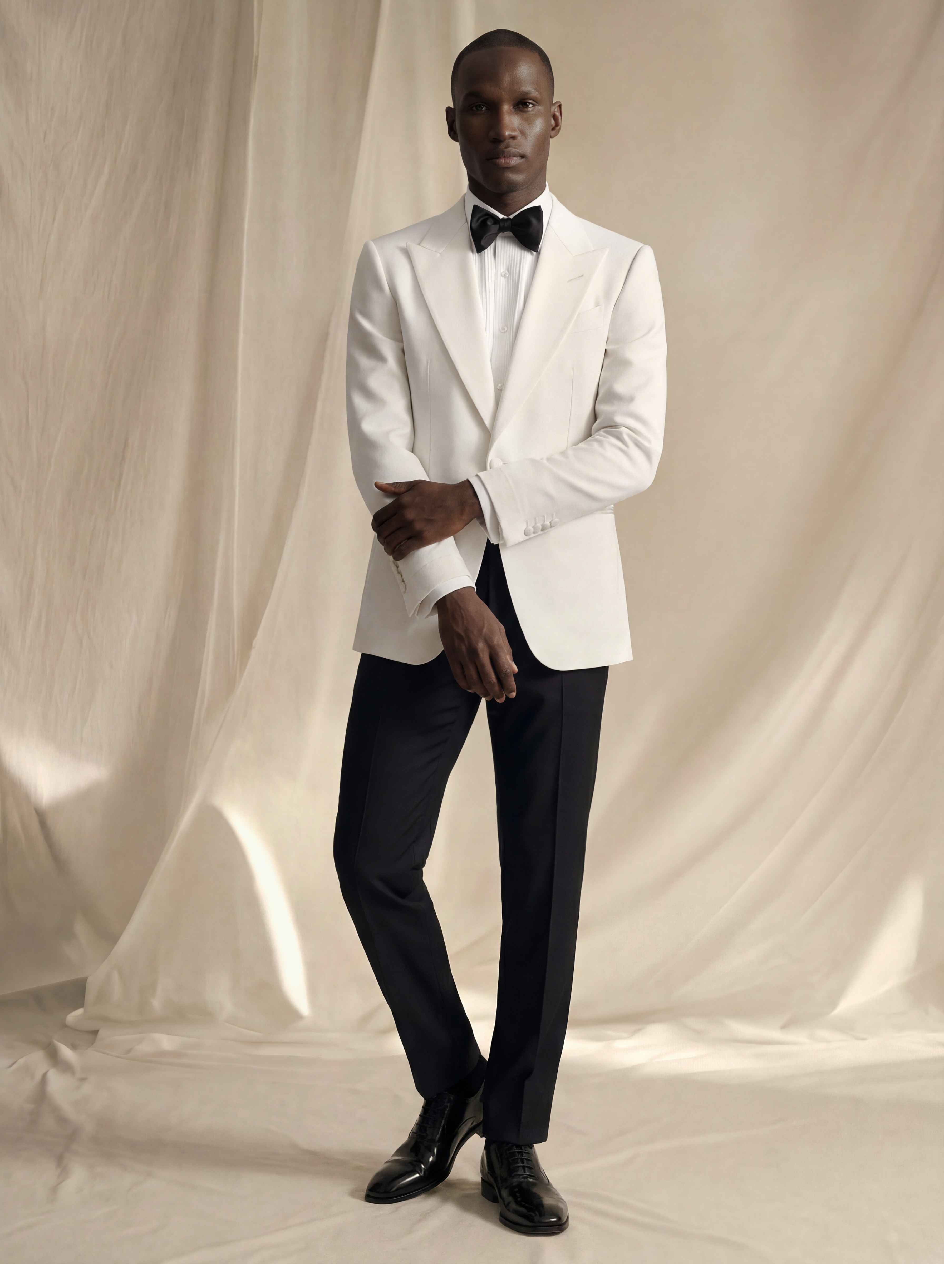 Élysian Ivory Tuxedo